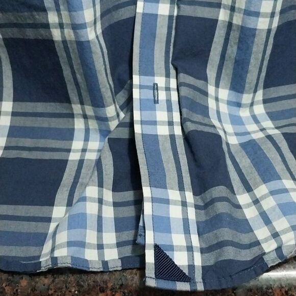 UNTUCKit Blue and White Checkered Shirt - Picture 3 of 5
